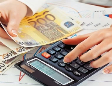 Χαράτσι έως 2.151 ευρώ σε 1.000.000 επαγγελματίες – Ποιους αφορά (φώτο)